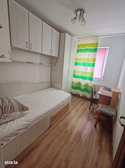 Ofer spre inchiriere ap 3 camere et 1 - 3