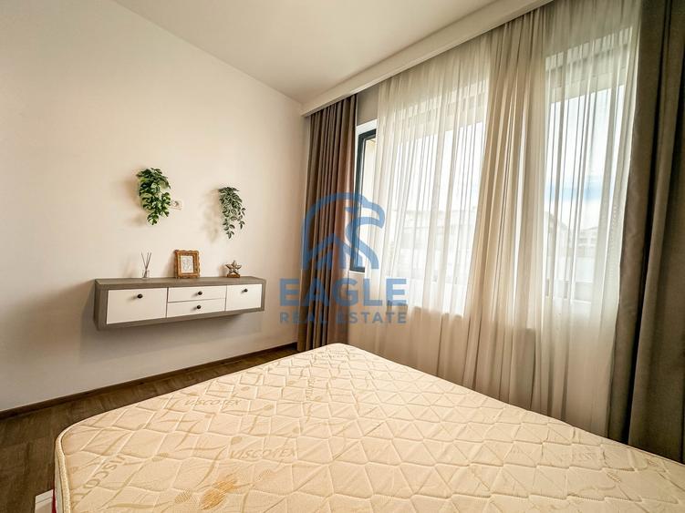 Apartament cu 2 camere nedecomandat, mobilat în Faleza Nord