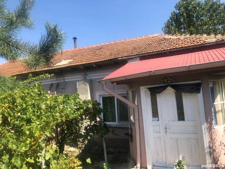 Casă cu 5 camere în Țigănești