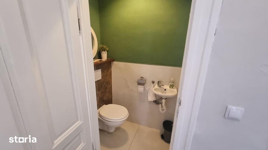 Casă cu 4 camere cu Teren 100 Mp în Eminescu