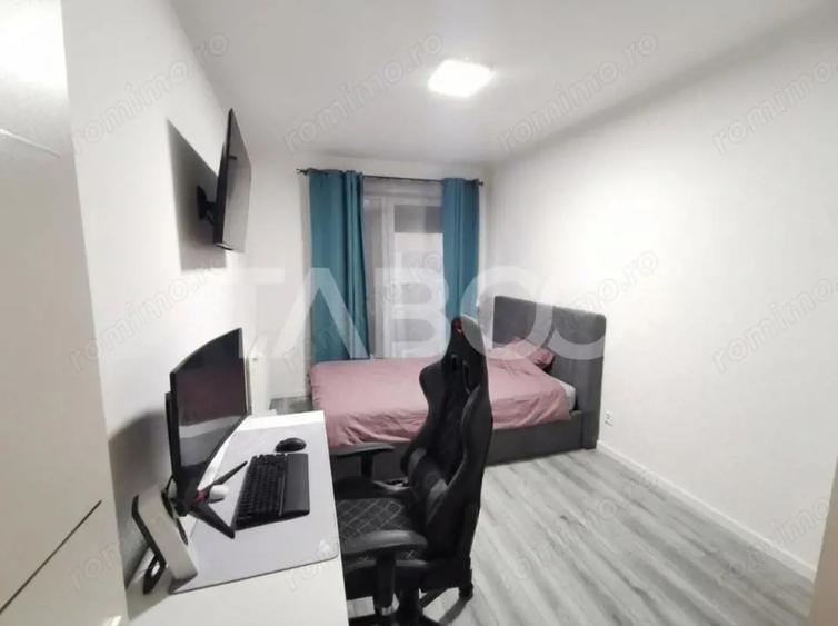 Apartament cu 3 camere decomandat, mobilat în Lupeni