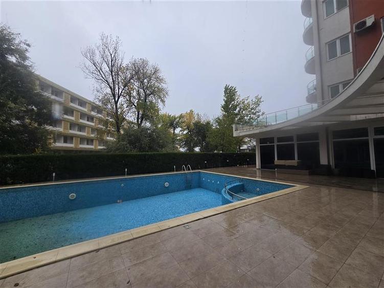 Apartament cu 2 camere decomandat, mobilat în Sat Vacanță