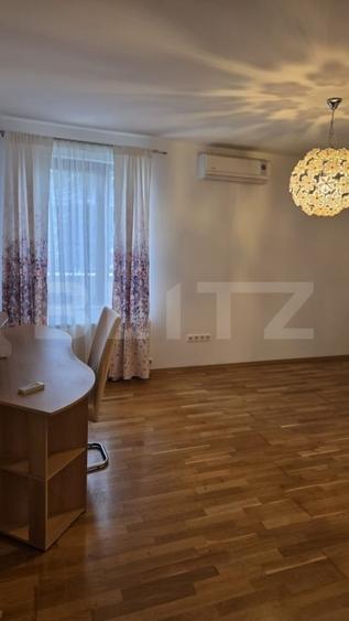 Apartament cu 3 camere decomandat, mobilat în Dumbrăvița