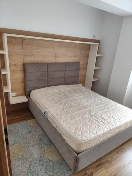 Apartament cu 2 camere semidecomandat în Roșu