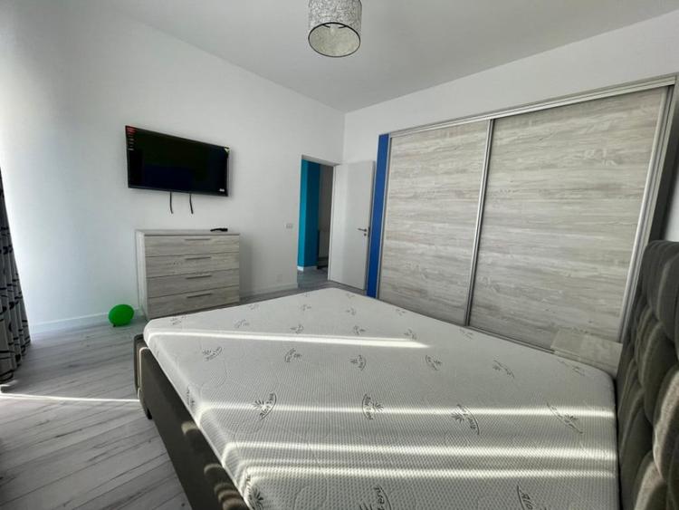 Apartament cu 3 camere si terasa, zona DACIAScoala Spect - 12