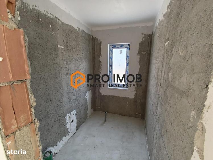 Casă cu 3 camere cu Teren 452 Mp în Gălbinași