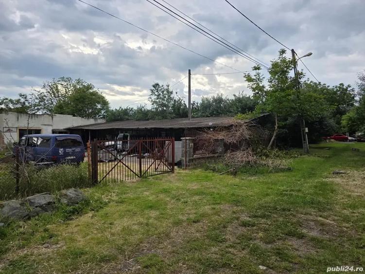 Casă cu 2 camere cu Teren 600 Mp în Elisabetin