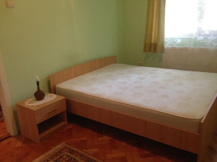 Apartament cu 2 camere semidecomandat în Exterior Vest