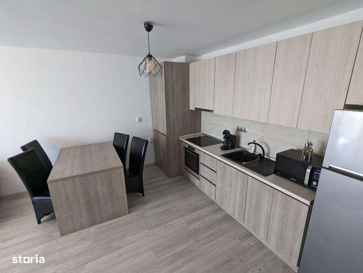 Apartament cu 2 camere semidecomandat în Sopor