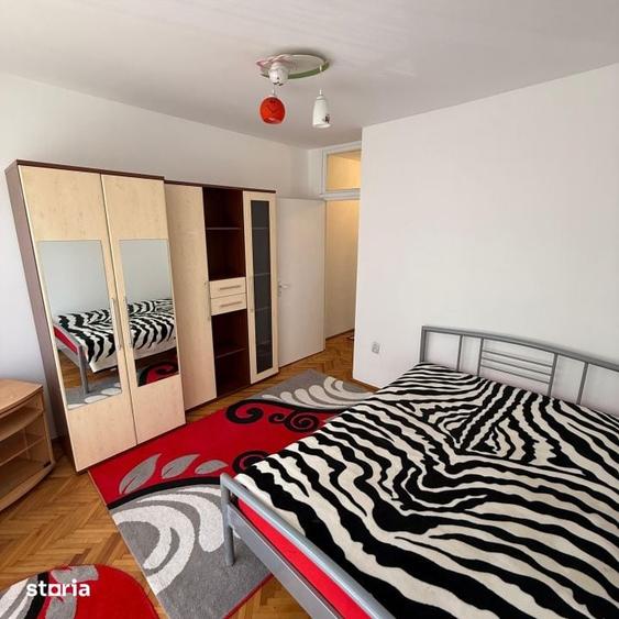 Apartament cu 3 camere în Traian