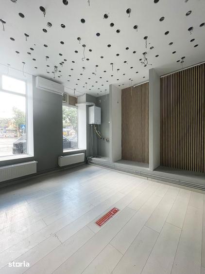 Spațiu comercial, de 80 mp, în Gara de Nord