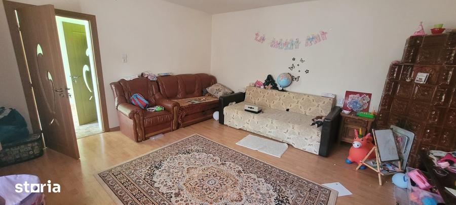 Casă cu 3 camere nedecomandat cu Teren 1753 Mp în Prejmer