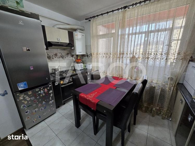 Apartament cu 3 camere decomandat în Central