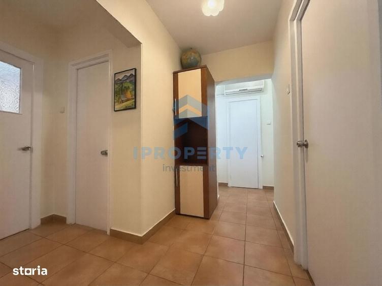 Apartament cu 3 camere în Tineretului