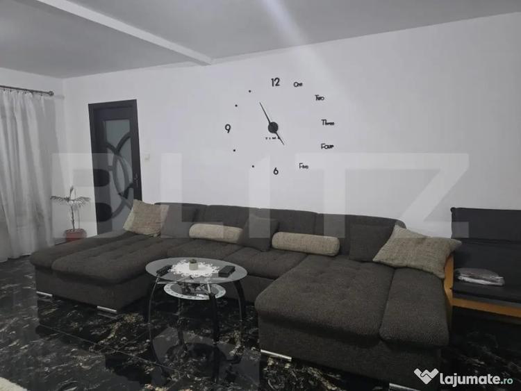 Casă cu 4 camere cu Teren 1500 Mp în Central