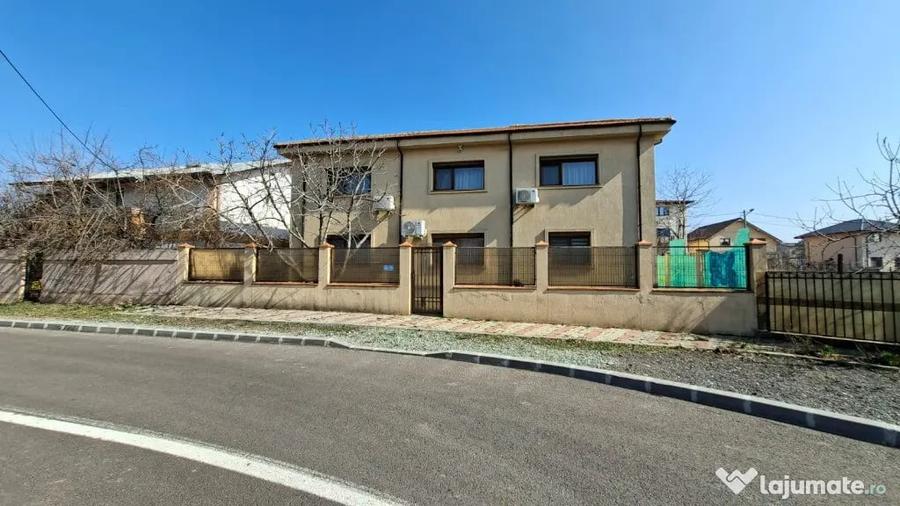 Casă cu 6 camere cu Teren 445 Mp în Nord