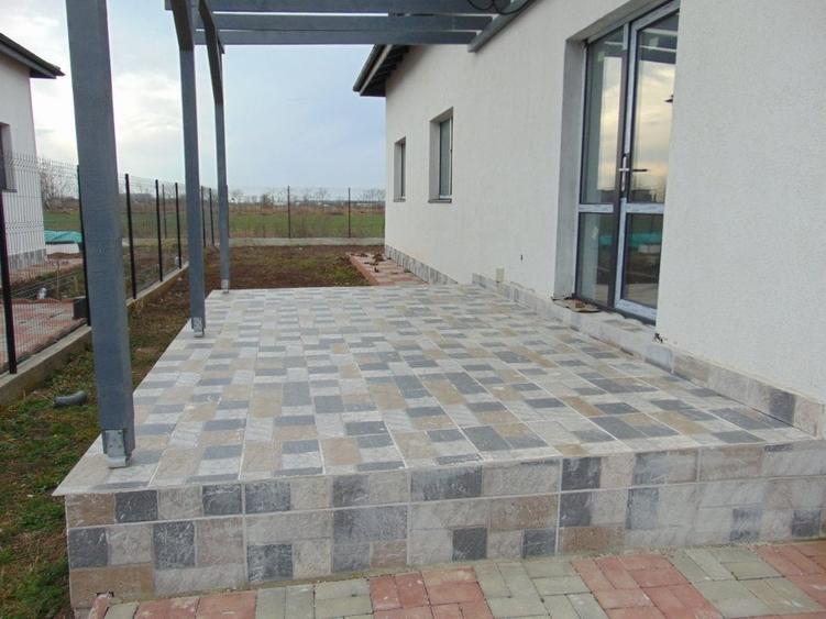 Casă individuală cu 4 camere cu Teren 440 Mp în Bâcu