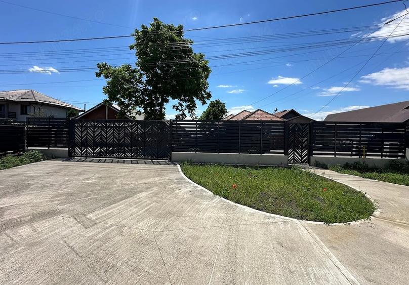 Casă cu 5 camere cu Teren 500 Mp în Căpățânești