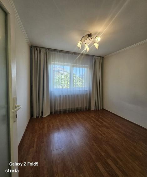 Apartament 3 camere complet renovat Decebal, Strada Doinei, Oradea - 11