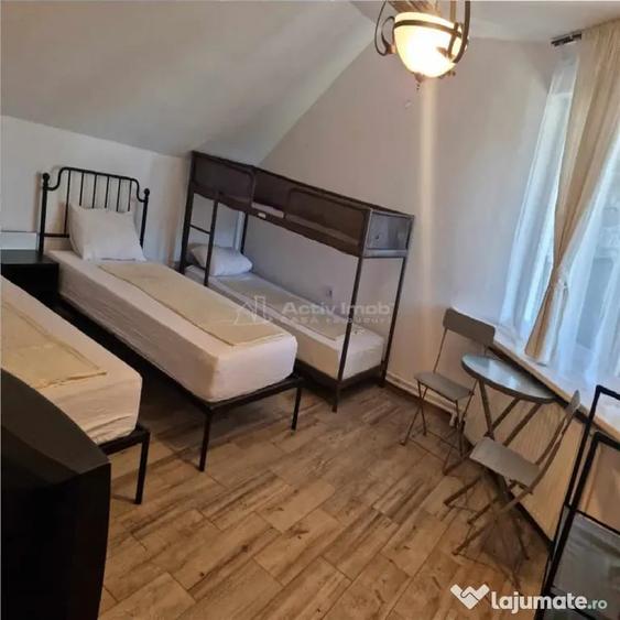 Casă cu 15 camere cu Teren 50 Mp în Bartolomeu