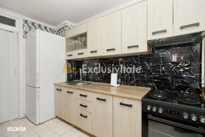 Apartament cu 3 camere decomandat în Găvana