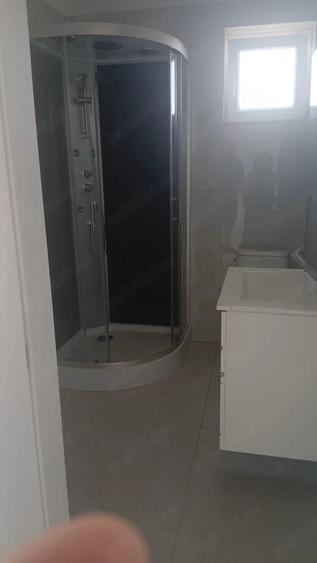 Casă cu Teren 175 Mp în Central