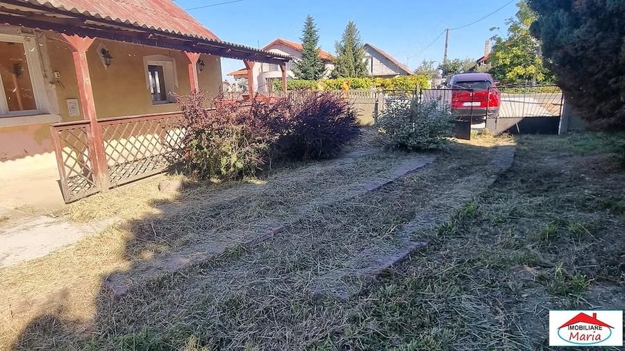 Casă în Apa