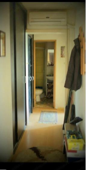 Apartament cu 4 camere decomandat în Exterior Vest