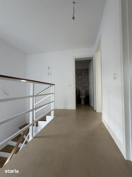 Casă cu 4 camere cu Teren 328 Mp în Clinceni
