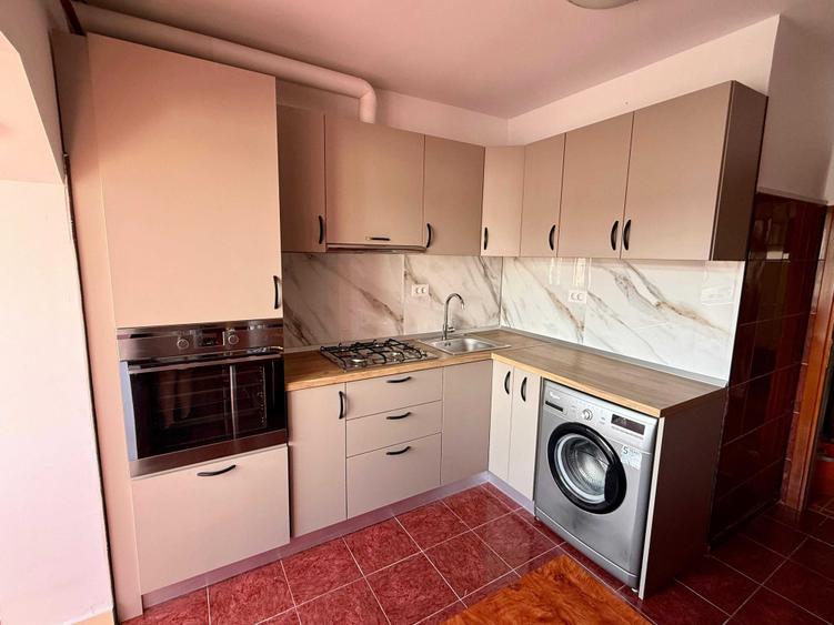 Apartament cu 2 camere decomandat în Ostroveni