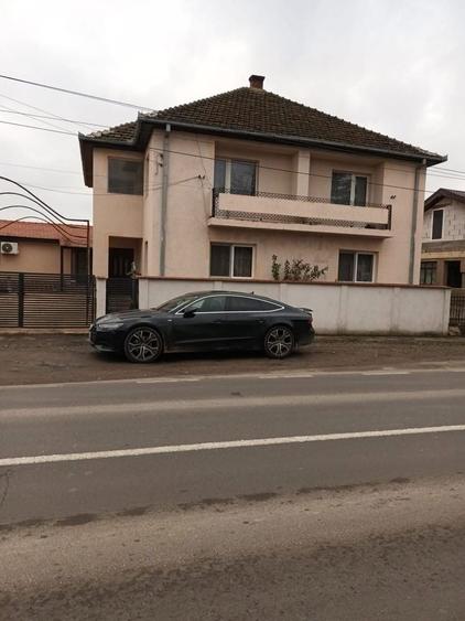 Casă cu 4 camere în Odoreu