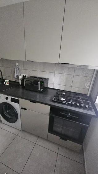 Apartament cu 2 camere semidecomandat, mobilat în Alexandru Obregia