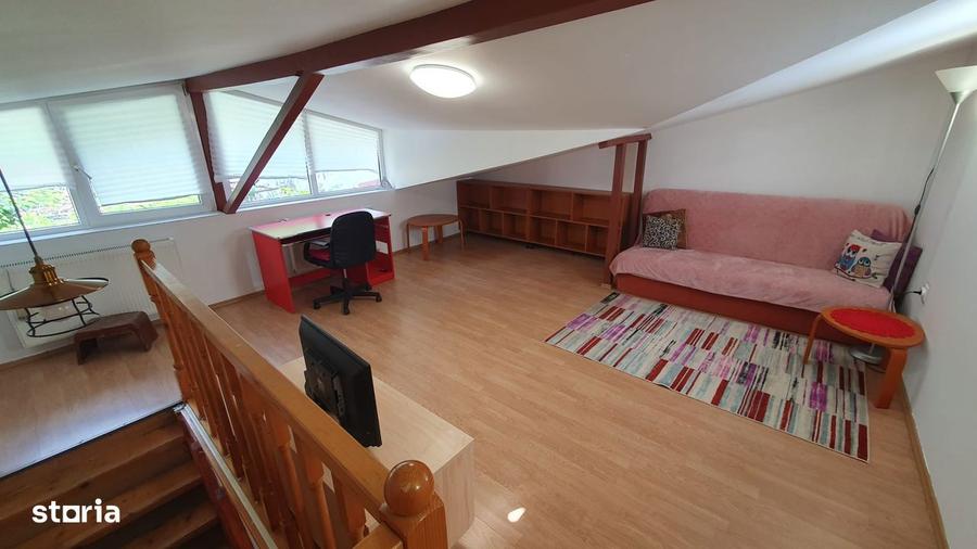 Apartament cu 3 camere în Drumul Taberei