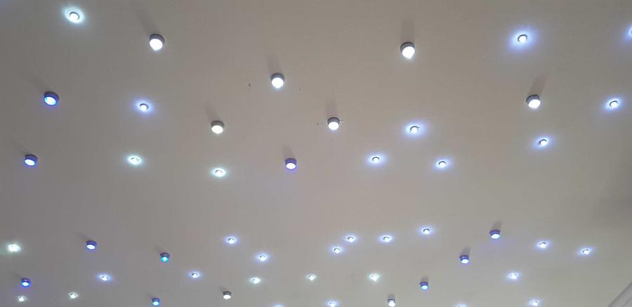 Apartament de lux cu 3 camere, zona Piata Centrala Alexandria - 5