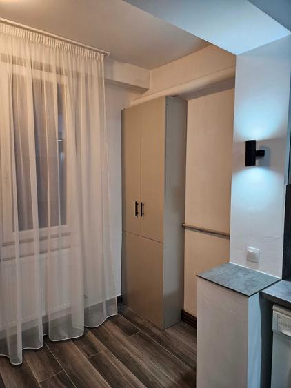 Apartament cu 2 camere decomandat în Semicentral