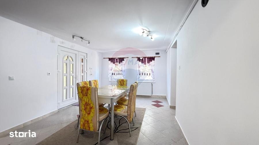 Casă cu 3 camere cu Teren 788 Mp în Central
