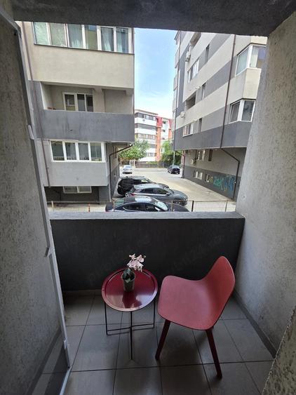 Garsonieră decomandată în Berceni