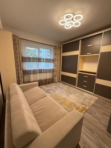 Apartament cu 3 camere decomandat, mobilat în Orizont