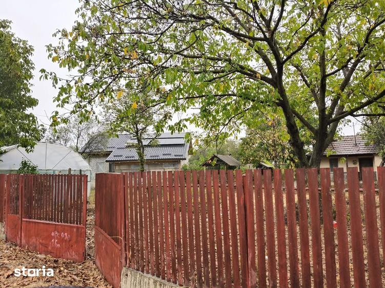 Casă cu 2 camere cu Teren 2400 Mp în Merei
