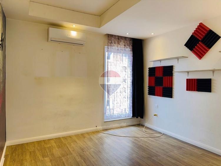 Apartament cu 3 camere decomandat, mobilat în Ștefăneștii de Jos