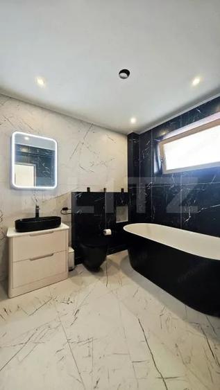 Apartament cu 3 camere decomandat în Lotus