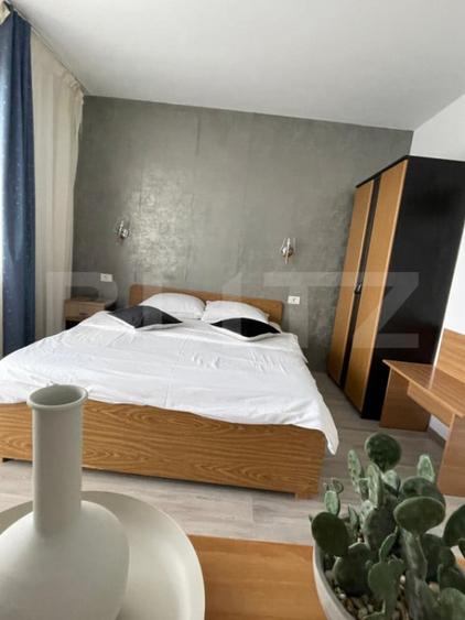 Casă cu 5 camere cu Teren 250 Mp în Central
