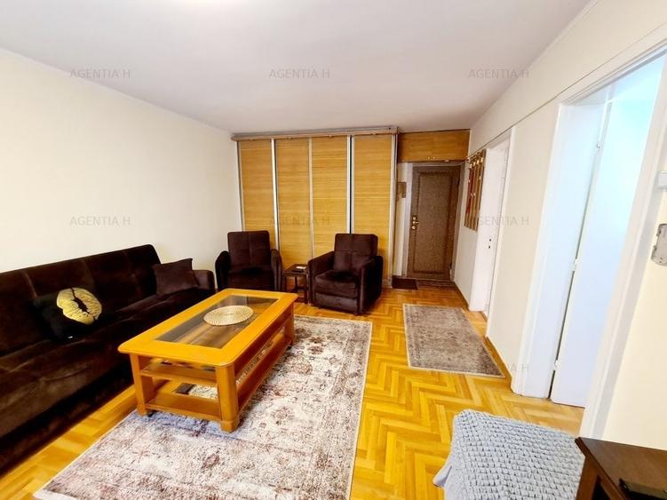 Apartament cu 2 camere semidecomandat în Sala Palatului