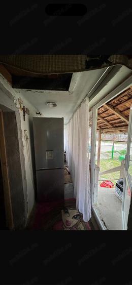 Casă cu 2 camere cu Teren 1400 Mp în Central