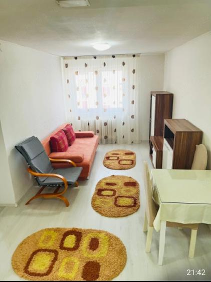 Apartament cu 2 camere decomandat în Cetate