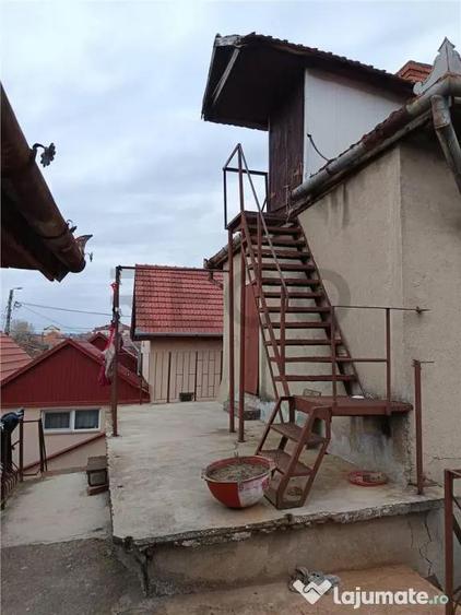 RECO CASA CU ETAJ IN MARGHITA - 9