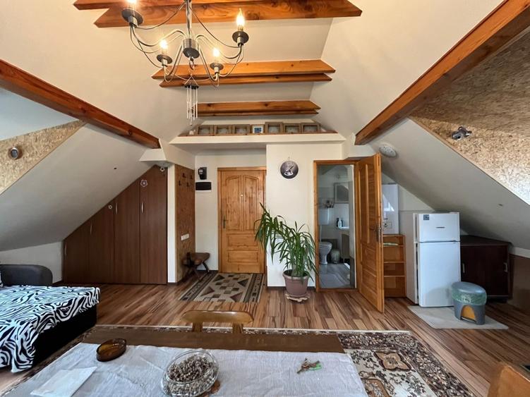 Garsonieră decomandată în Răcădău
