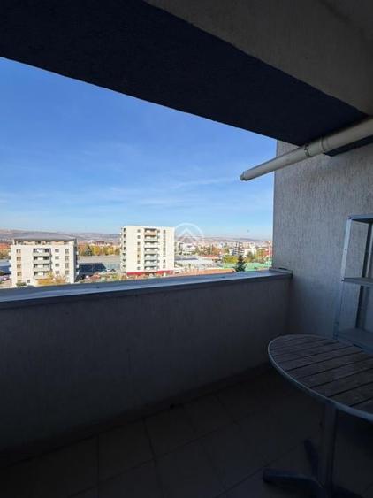 Apartament cu 2 camere decomandat în Calea Turzii