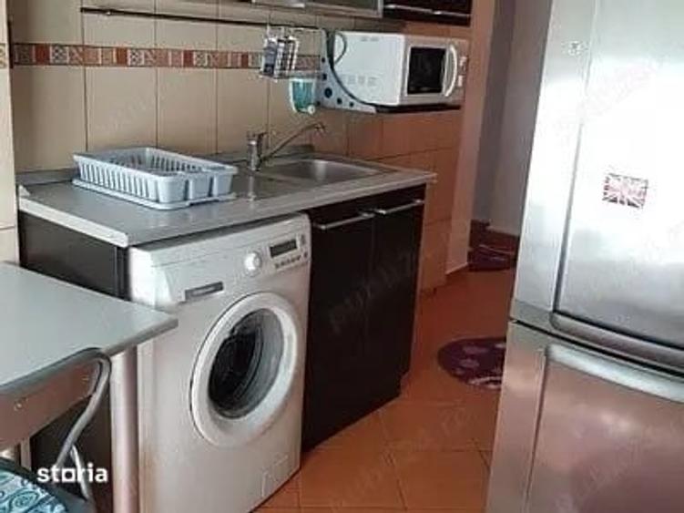 Apartament cu 2 camere decomandat în Centrul Civic