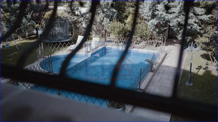 Casă individuală cu 6 camere cu Piscina în Voluntari